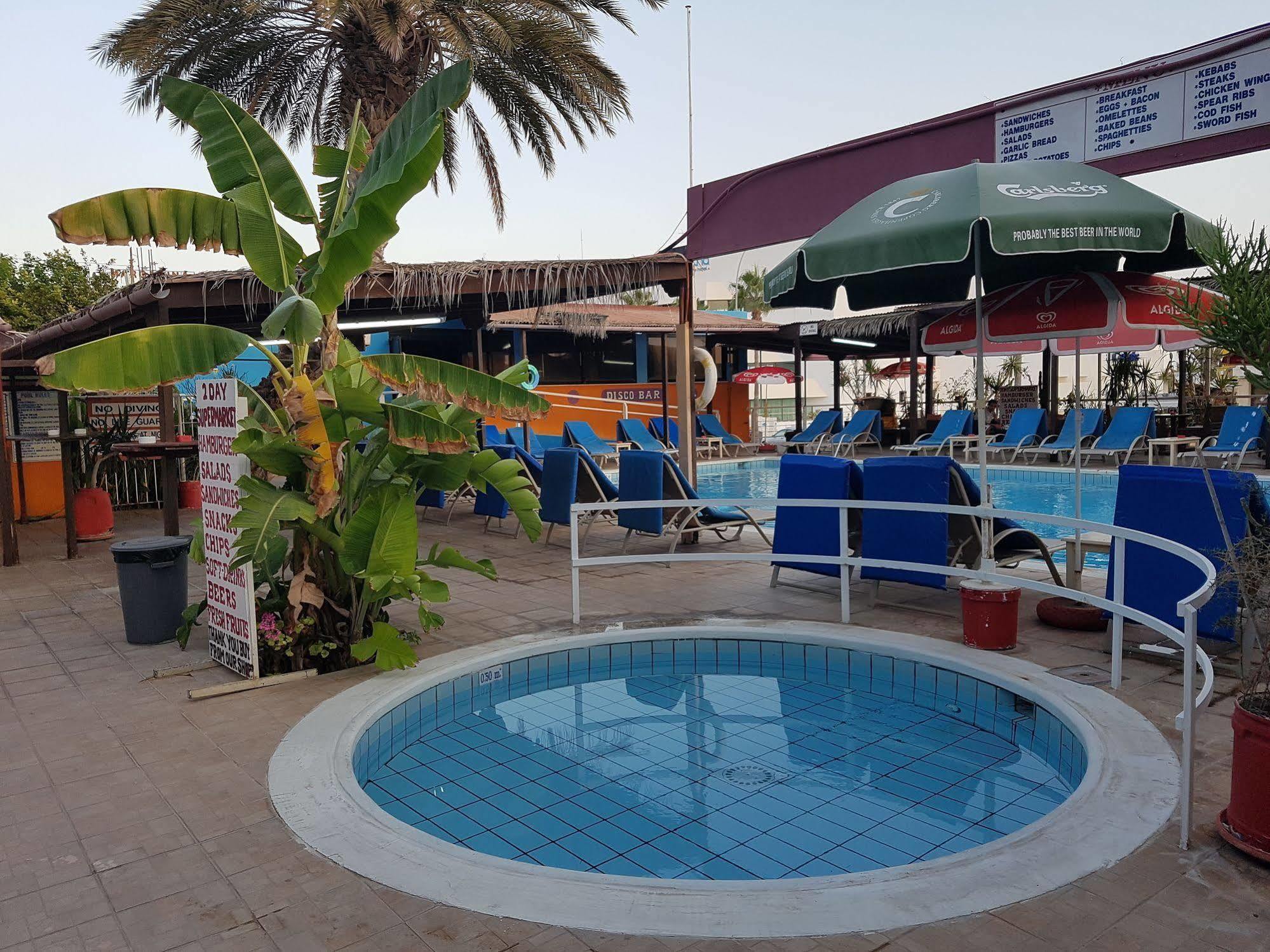 Kkaras Hotel 3 Star Ajia Napa Zewnętrze zdjęcie