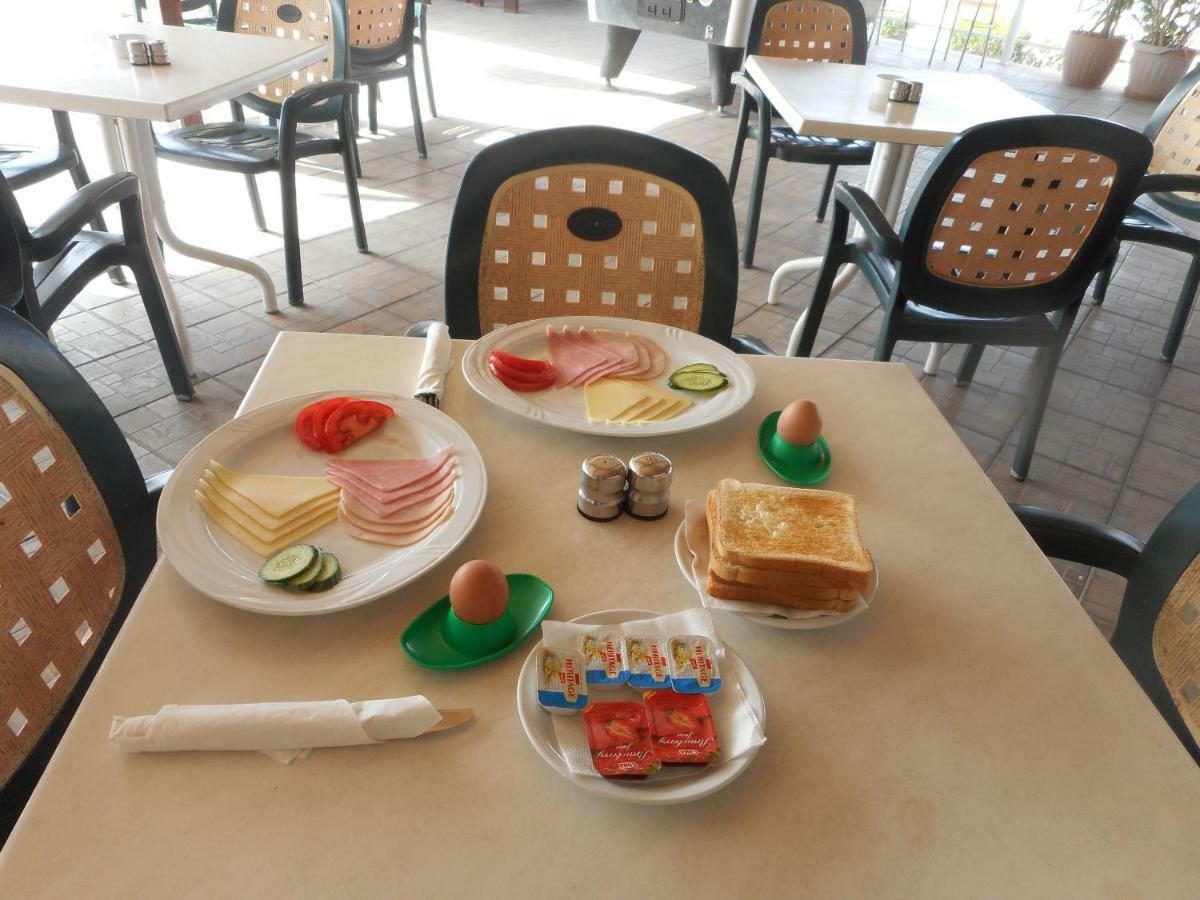 Kkaras Hotel 3 Star Ajia Napa Zewnętrze zdjęcie