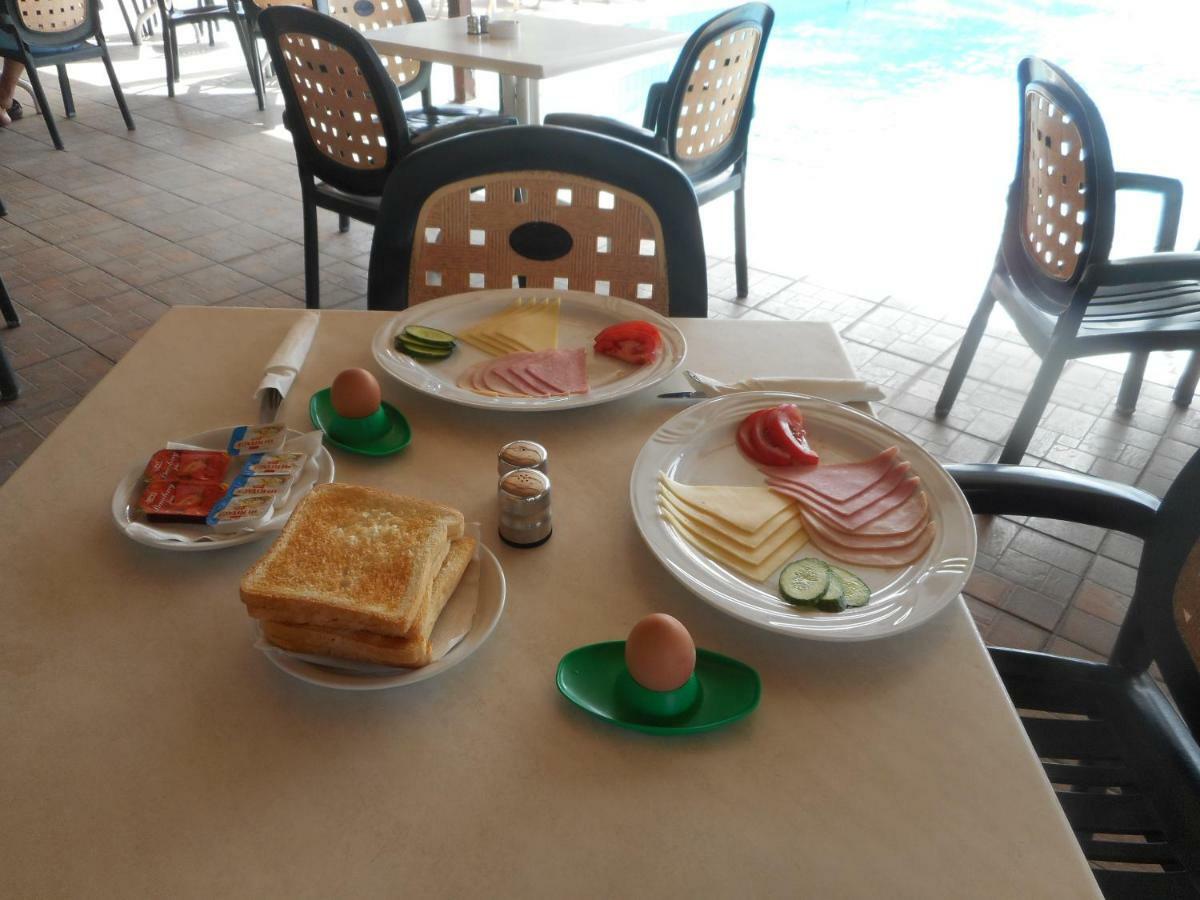 Kkaras Hotel 3 Star Ajia Napa Zewnętrze zdjęcie